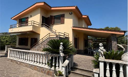 NETTUNO VIA TORRE DEL MONUMENTO 